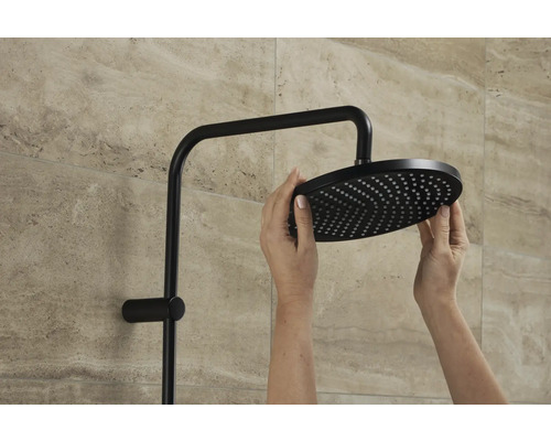 Installation d''un ensemble de douche dans la salle de bain