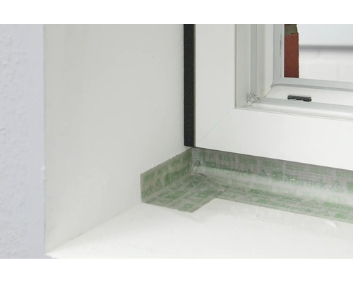 Joint de fenêtre avec bande d''étanchéité sur le cadre de la fenêtre