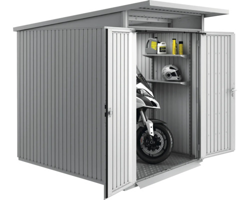 Metall Gerätehaus mit geöffneten Türen und Motorrad