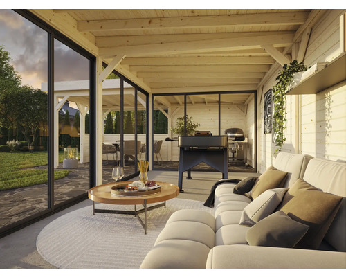 Terrasse en bois clair avec mobilier de salon, barbecue et vue sur le jardin