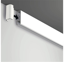 Montage einer LED-Zierleiste an Wand und Decke