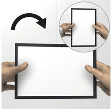 Illustration eines Posters mit schwarzem Rahmen, das zwischen Quer- und Hochformat gedreht wird