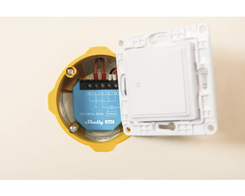 Shelly Gen3 Smart Home Schalter in Gelbem Gehäuse