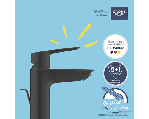 Schwarzer Wasserhahn mit Garantie- und Qualitätssiegeln.