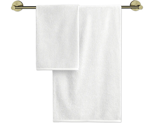 Zwei Handtücher hängen auf einer Handtuchstange.