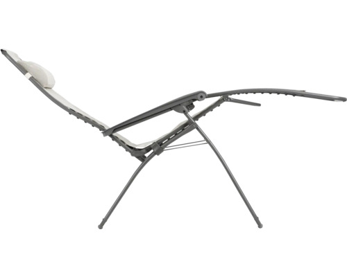 Verstellbarer Relaxsessel mit Kopfkissen für den Aussenbereich.