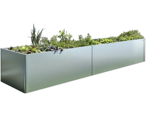 Hochbeet aus Metall mit Bepflanzung