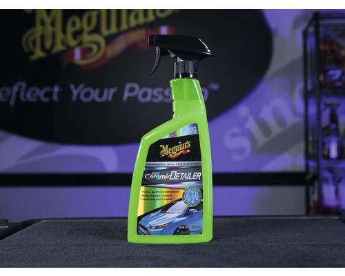 Meguiar''s Hybrid Ceramic Detailer in einer grünen Sprühflasche