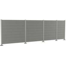 Graue Lärmschutzwand aus Paneelen und Metallpfosten