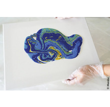 Peinture fluide sur toile