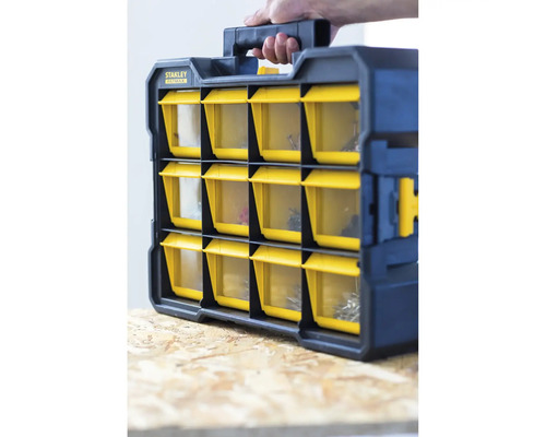Boîte de rangement Stanley Fatmax avec poignée de transport et compartiments transparents pour petites pièces