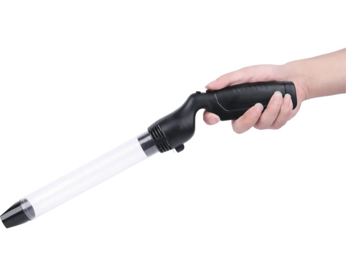 Aspirateur à insectes dans la main