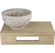 Bol avec motif de terrazzo sur une boîte en bois