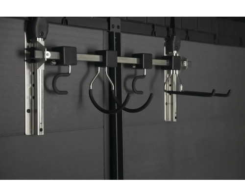 Système de fixation murale avec différents crochets pour ranger des objets