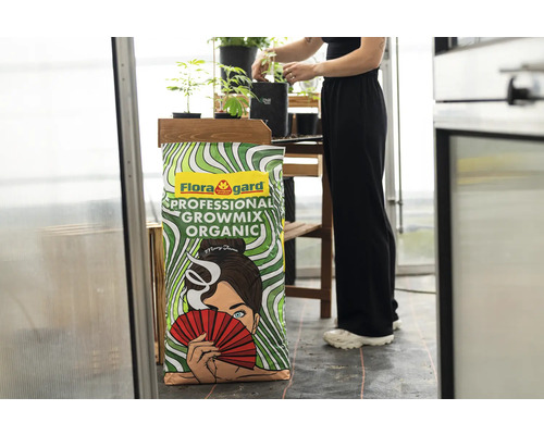 Terreau Floragard Professional Growmix Organic dans une serre