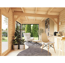 Holzgartenhaus mit Sessel, Teppich und Schreibtisch für den Garten