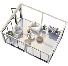 Moderne Gartenoase mit Sitzgelegenheiten, Tischen und Regalen in einem Holzrahmen mit großen Fenstern.