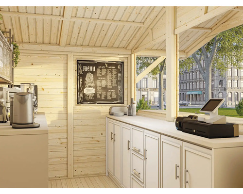Innenansicht eines Holzgartenhauses mit Theke, Kaffeemaschine, Menütafel und Kassensystem.