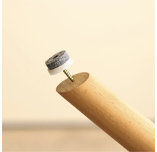 Pied de meuble en bois avec patin en feutre et vis