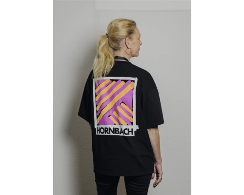 Schwarzes T-Shirt mit Hornbach Logo