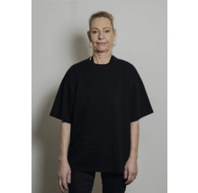 Femme avec un t-shirt