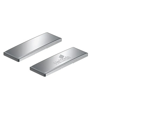 Zwei rechteckige Möbelgriffe mit Hettich Logo