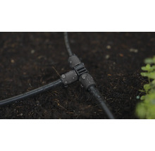 Raccord en T pour système d'irrigation dans le sol du jardin