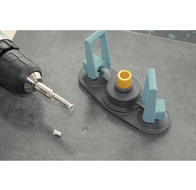 Kernbohrer mit Bohrmaschine und Führung