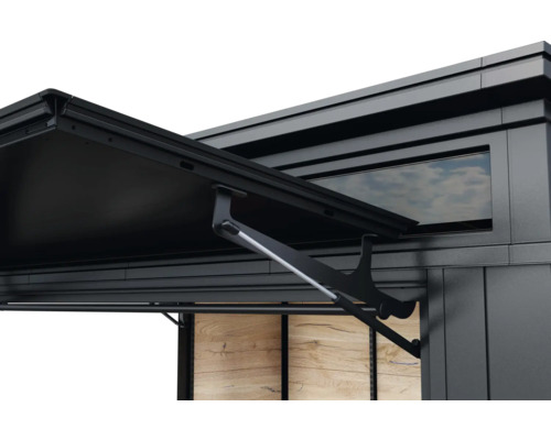 Detailansicht eines Gartenhauses mit offenem Dach