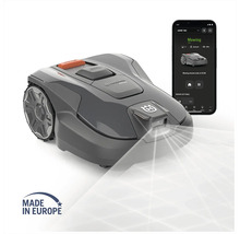 Robot tondeuse gris avec application smartphone pour la commande et label Made in Europe