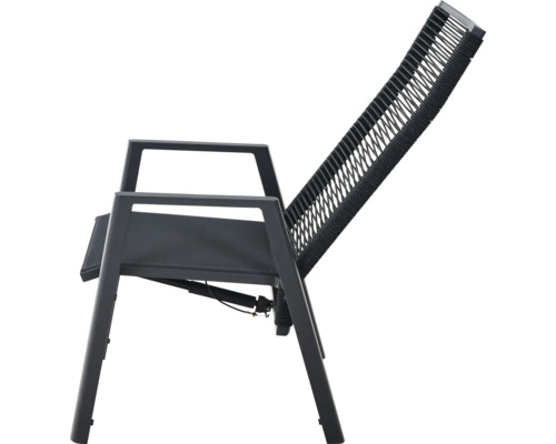 Chaise de jardin réglable avec tressage en corde et structure métallique.
