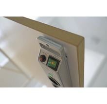 Steckdosenleiste mit Schalter montiert an Tischplatte