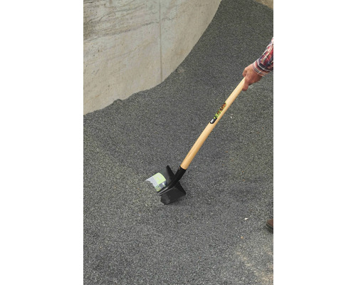 Schaufel zum Verteilen von Kies