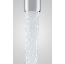 Robinet d'eau avec de l'eau qui coule