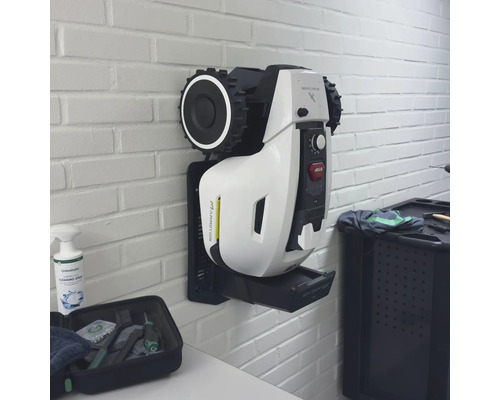 Robot tondeuse monté au mur avec station de charge