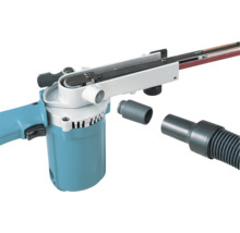 Ponceuse à bande lime électrique avec adaptateur d aspiration et raccord pour tuyau d aspirateur.