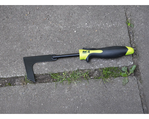 Gratte-joints et bordures sur pavés