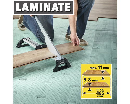 Wolfcraft Laminatschneider beim Schneiden von Laminat auf einer Dämmunterlage. Maximale Stärke 11 Millimeter, Breite bis zu 465 Millimeter.