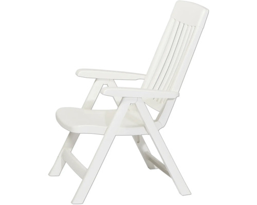 Fauteuil de jardin pliant blanc en plastique avec dossier haut et accoudoirs.