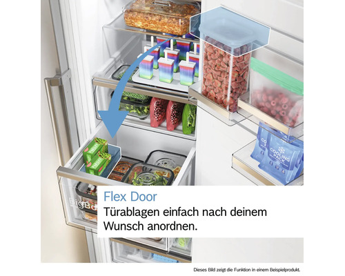 Congélateur ouvert avec fonction Flex Door pour un agencement flexible des balconnets de porte et une organisation claire des aliments.