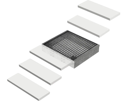 Gitterrost für Lichtschacht mit weißen Dämmplatten zur Montage am Kellerfenster.