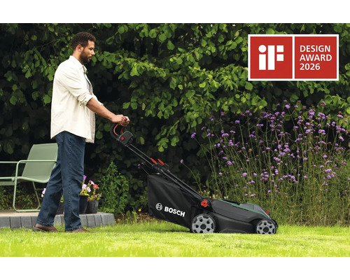 Un homme utilise une tondeuse à gazon Bosch sur une pelouse dans un jardin à côté de fleurs violettes. iF Design Award 2026.