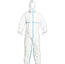 Combinaison de protection jetable avec capuche et coutures étanchées.