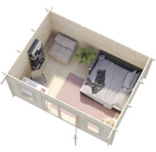 Vue intérieure d'un abri de jardin en bois aménagé avec un lit, un bureau, une étagère et un fauteuil. Maison en bois lumineuse et organisée.