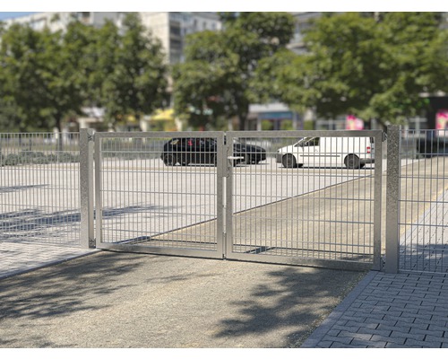 Portail double métallique avec grillage pour l''extérieur