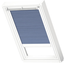 Fenêtre de toit avec store plissé bleu