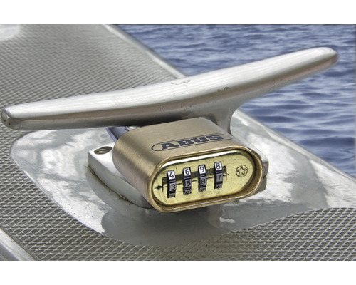 Logo ABUS cadenas à combinaison sur taquet de bateau