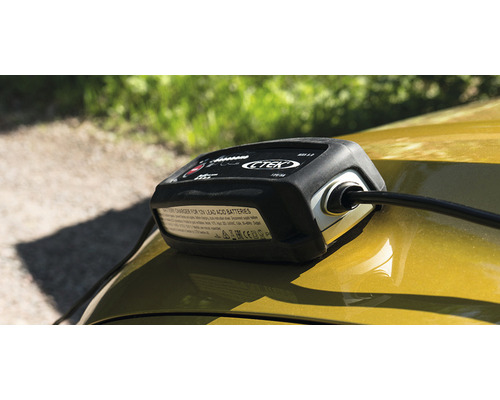 CTEK Logo Batterieladegerät für 12 Volt Blei Säure Batterien auf Auto