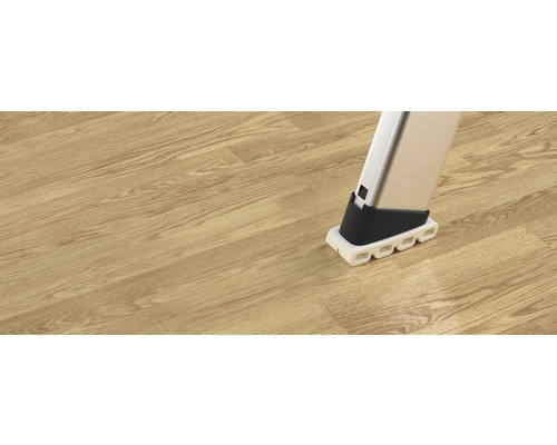 Leiterfuß auf Holzboden