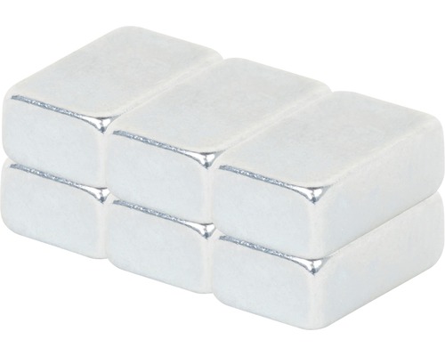 Six aimants rectangulaires